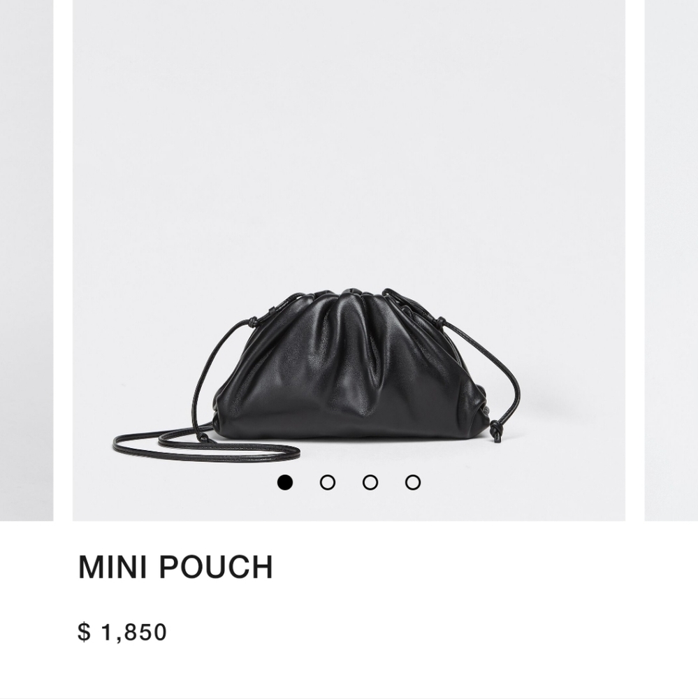 **SOLD**Bottega Veneta Mini Crossbody Pouch